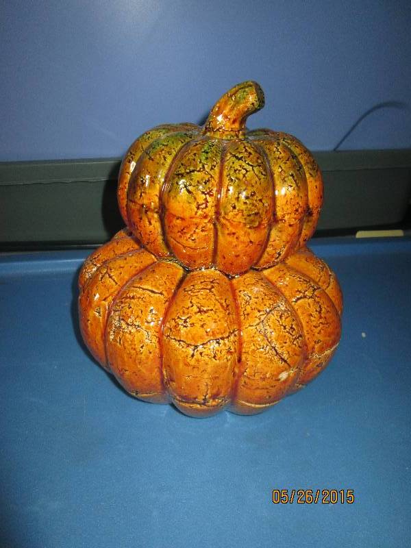 lot 23 image: Porcelain stacked pumpkins decorati...