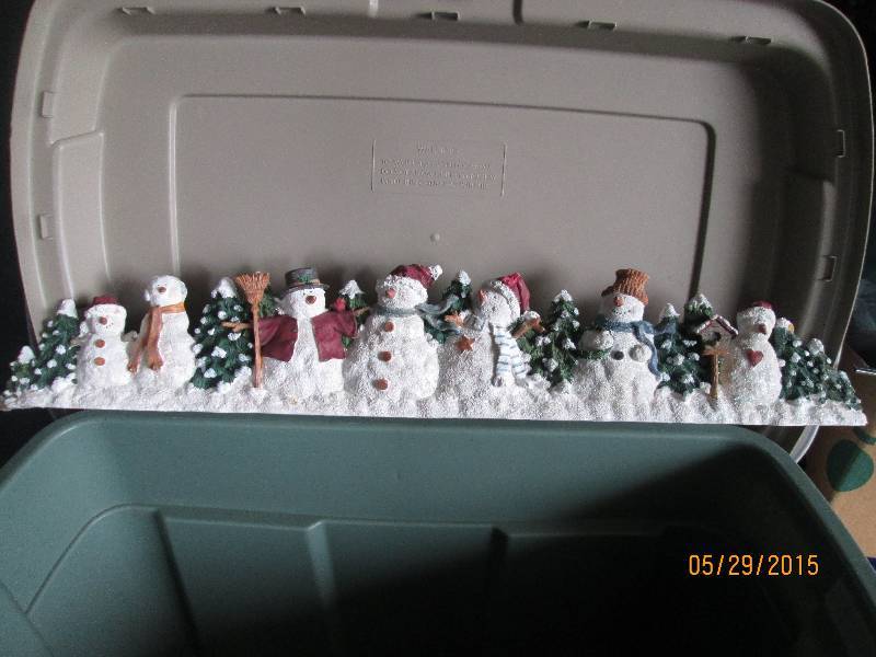 lot 90 image: Nice snowman wall ornament. Measure...