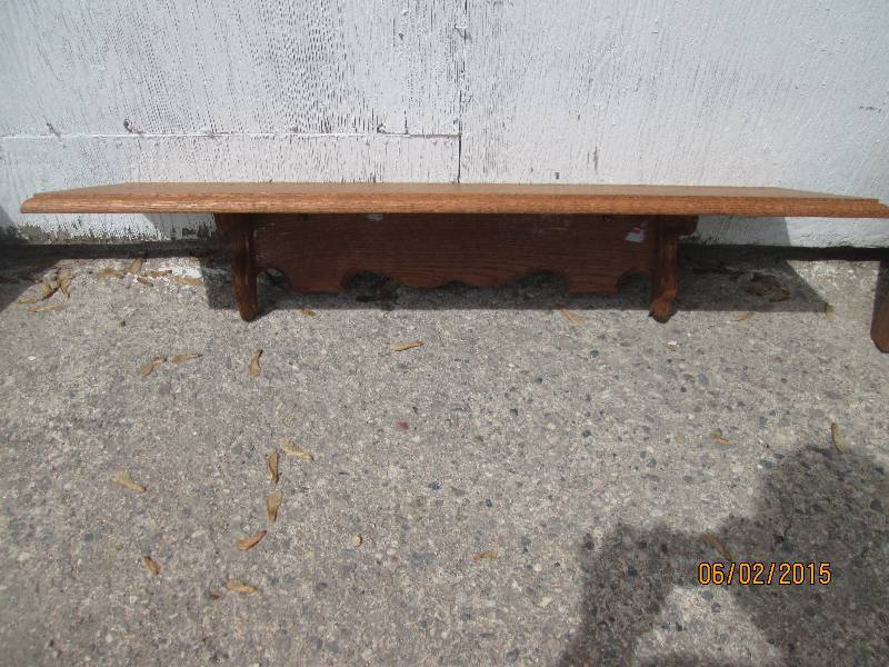 lot 103 image: Wooden shelf with great details. Me...