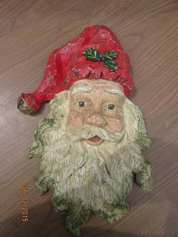 lot 118 image: Very  nice wooden Santa Claus wall ...