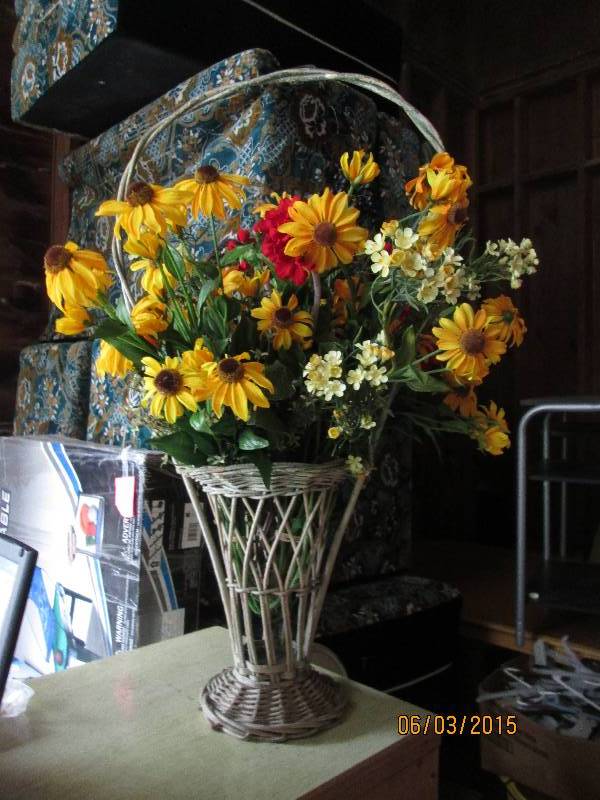 lot 147 image: Tall basket of fall flowers...