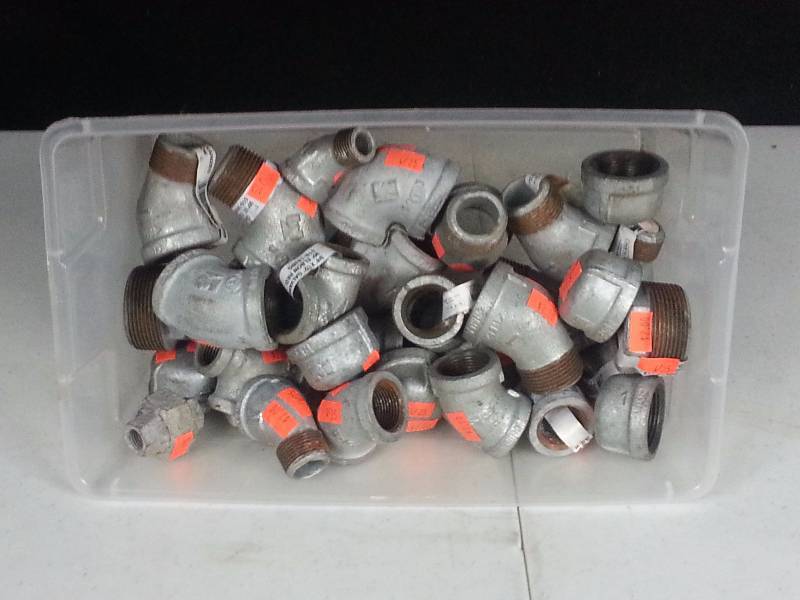 (31) Galvanized Steel Pipe Elbows - Misc Sizes
