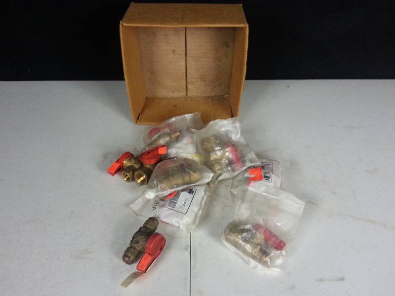 (11) Gas Valves - Various Sizes