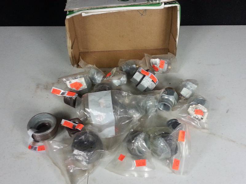 (17) Large Gas Coupling Fittings