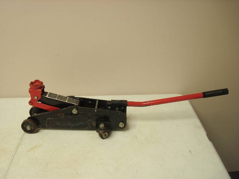 lot 10 image: Hydraulic Lift Jack, Works Fine