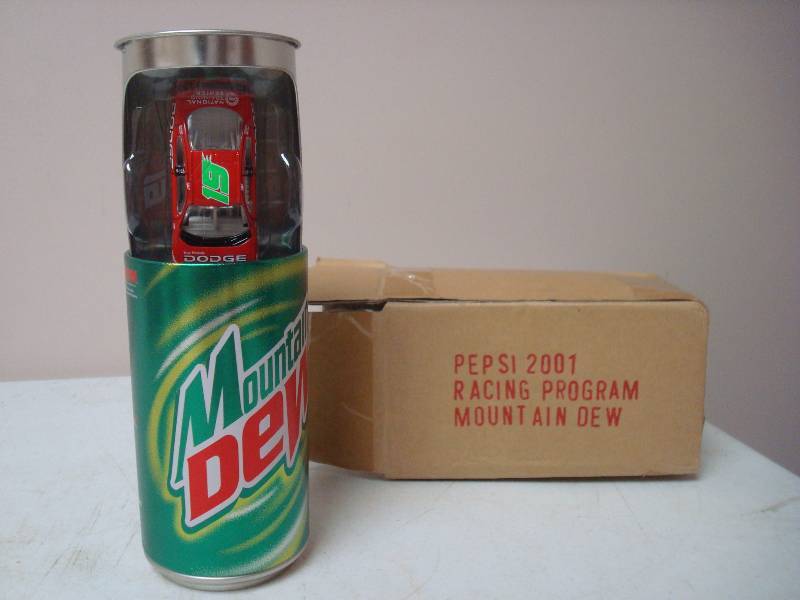 lot 52 image: Mountain Dew Can Car