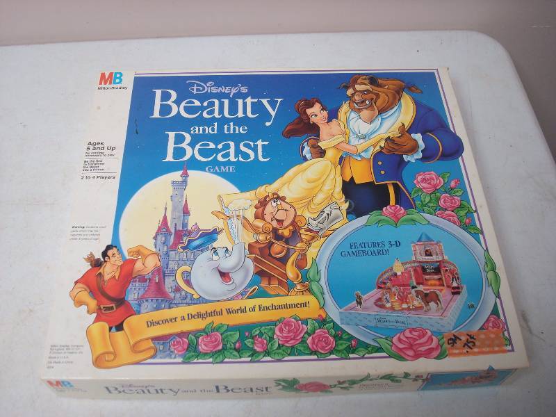 lot 84 image: Beauty And Beast Board Game