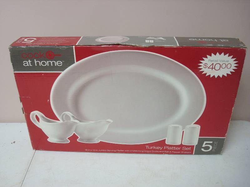 lot 142 image: Serving Platter Plate