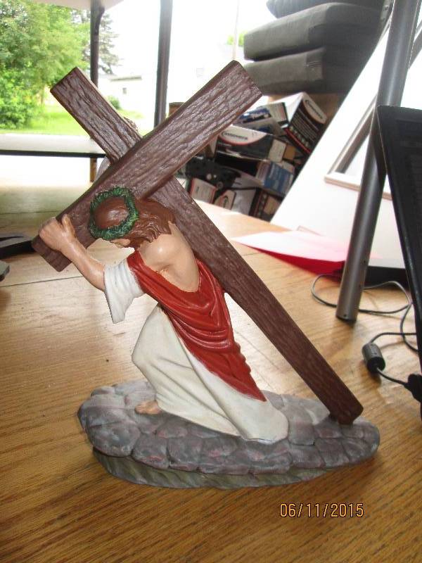 Jesus carrying the cross. Fantastic...