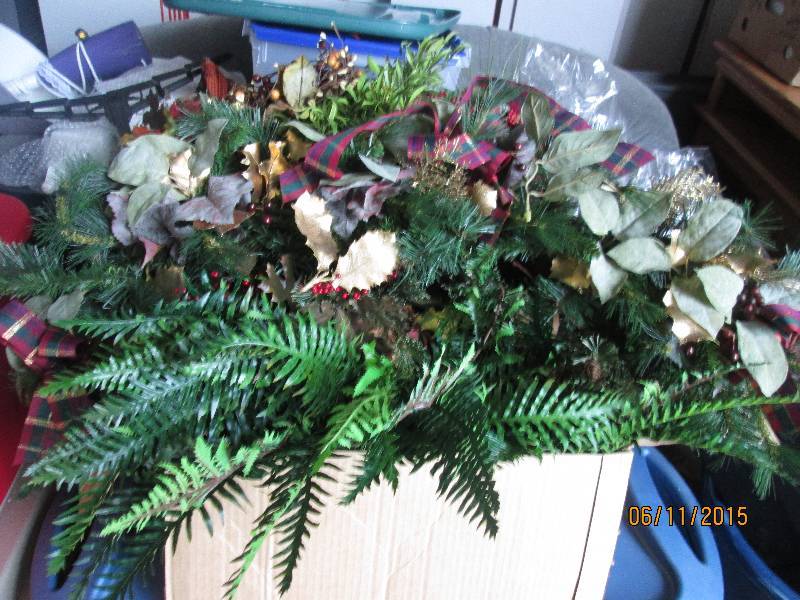 Large lot of artificial greens, ber...
