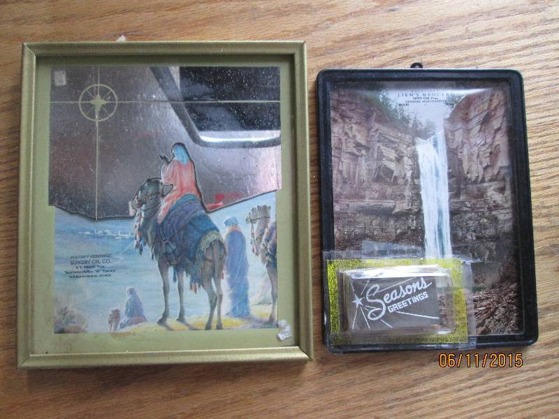 Pair of vintage Christmas give away...
