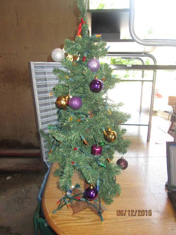 3 foot lighted Christmas tree...