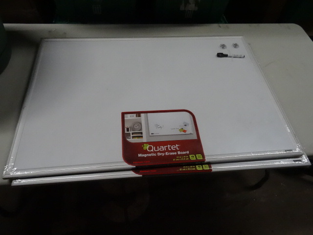 Dry erase board