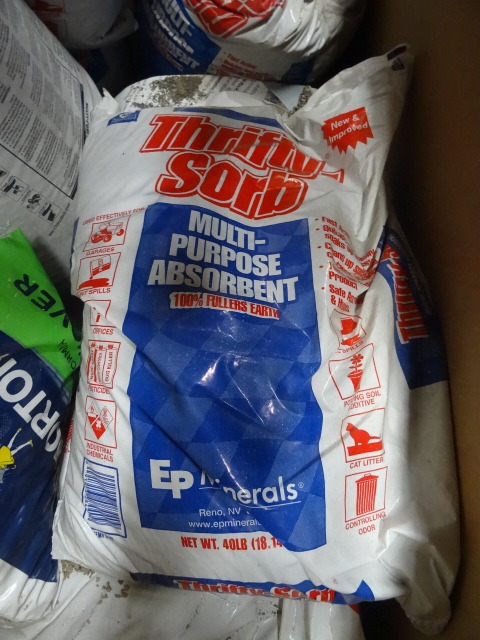 Oil absorbent