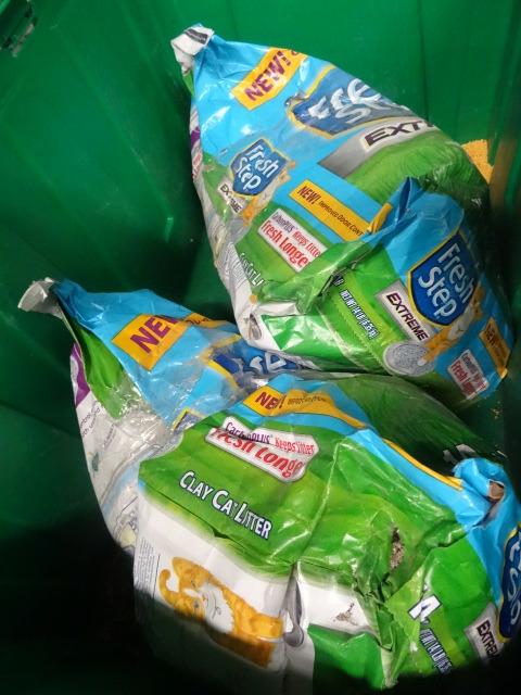 Cat litter