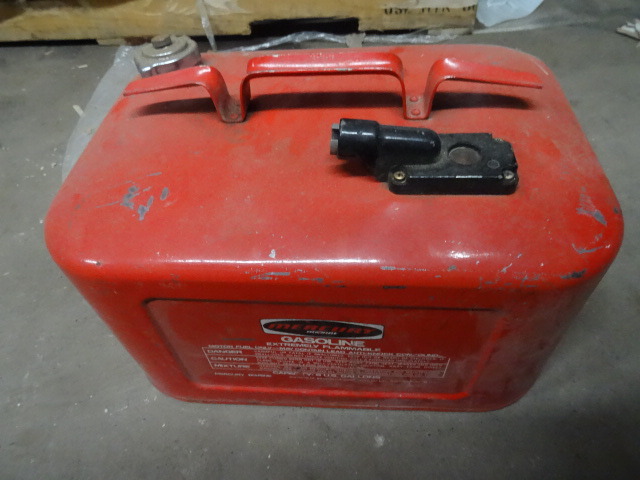 Outboard motor tank