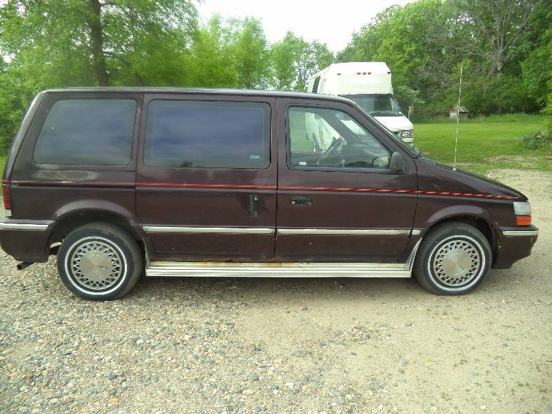 1992 Dodge Caravan