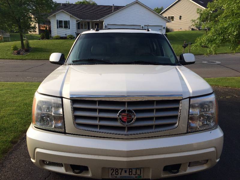 2003 Cadillac Escalade