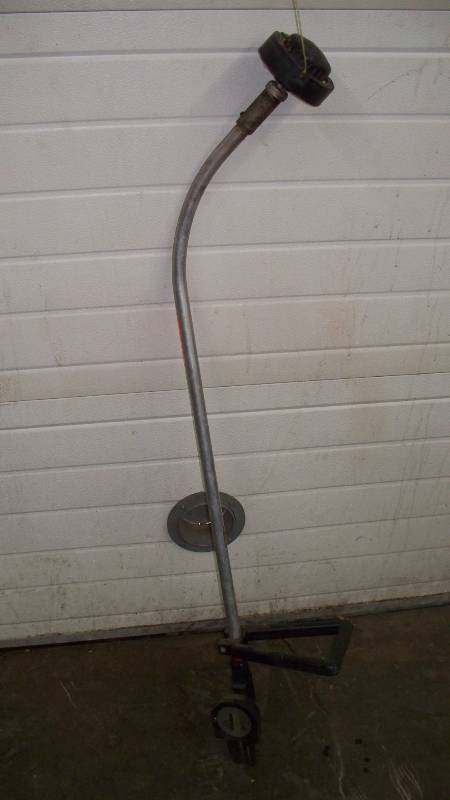 lot 2 image: Weed Whip