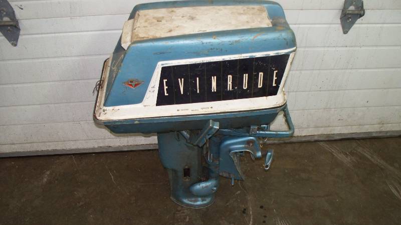 lot 8 image: Boat Motor