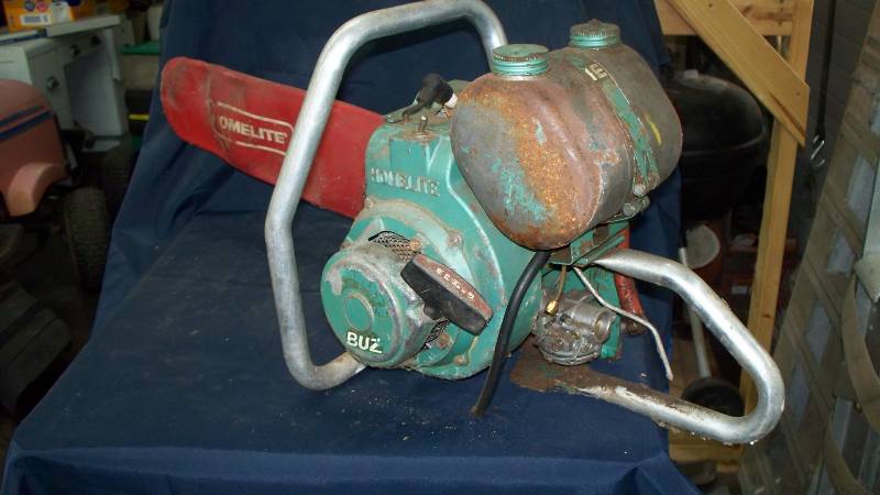 lot 9 image: Chain Saw