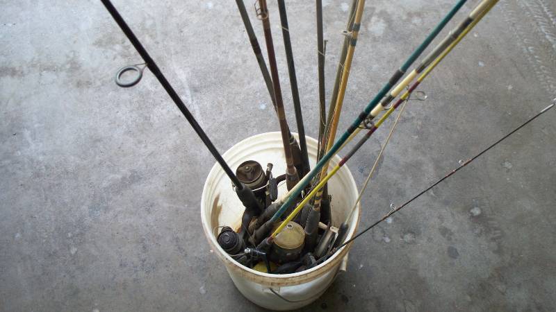 lot 32 image: Fishing poles