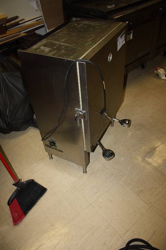 lot 3 image: Silver King Beverage Cooler & Dispenser wDual Dispeners Stainless Steel SK-2-NSF Volts 115 60Cycles 1.7Amps 17 x 25 x 39.