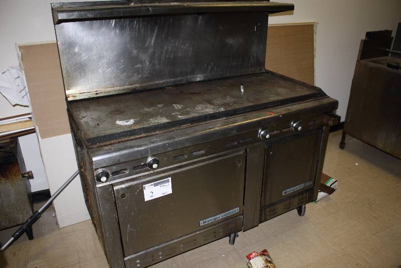Montague Grizzly Series FlatTop Griddle Grill w/Catch Trays