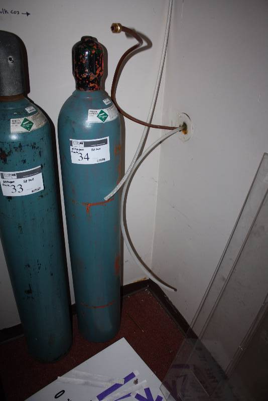 lot 34 image: Nitrogen Tank Blue 58 Height.