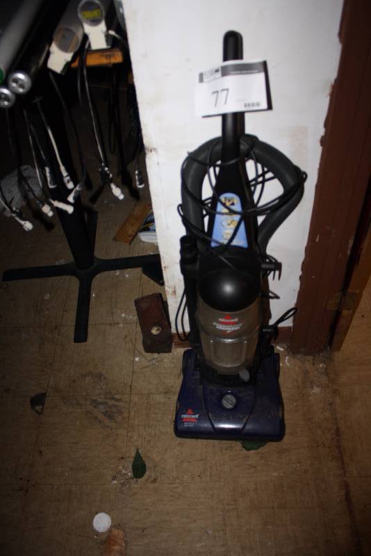 lot 77 image: Bissell Floor Vacuum Cleaner wAttachments Model 6583 120V60Hz10A.
