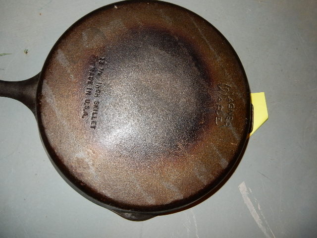 13 12 in Wagner Cast Iron Frying Pan