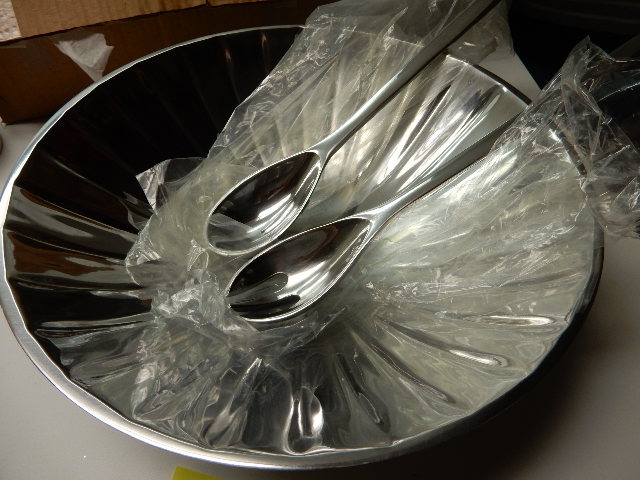 Euro Kraft Serving Bowl,  Serving Fork and Spoon