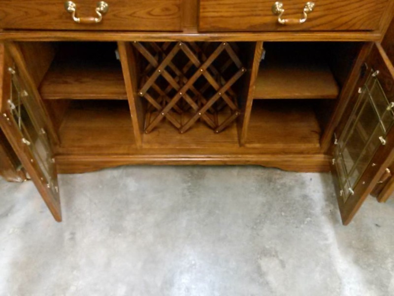 Stunning Solid Oak Wine Bar-Absolute Beautiful Piece