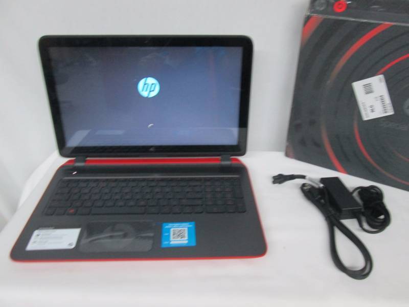 lot 7 image: HP Beats Edition 15.6 Touch Screen 8GB Laptop