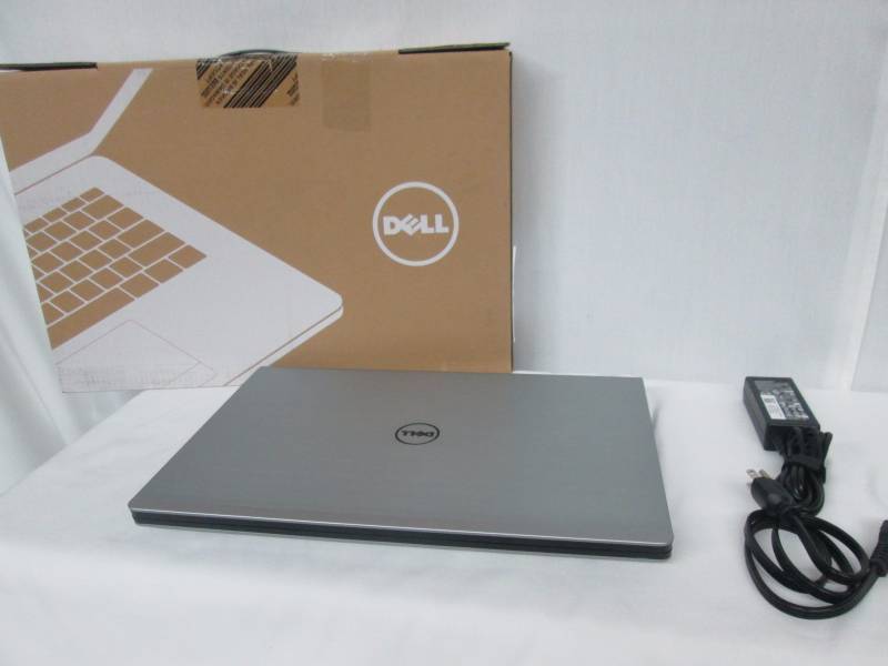 lot 10 image: Dell Inspiron 17.3 8GB Windows 8.1 Laptop