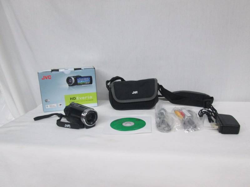 lot 37 image: JVC Everio Full HD40x Camcorder with WiFi Bundle