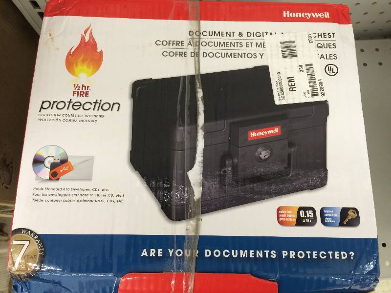 lot 61 image: Honeywell Model 1103 12 Hour FireWater Chest 0.24 Cubic Feet