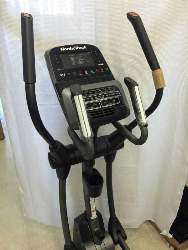 lot 86 image: NordicTrack SpaceSaver SE9i Elliptical  retails for $1,499