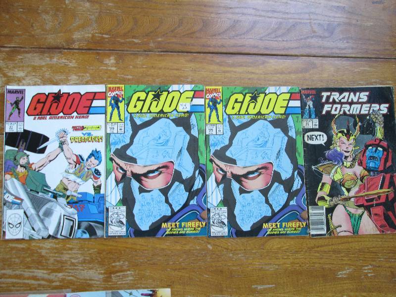lot of 4 comic books 3 G.i.Joe comi...