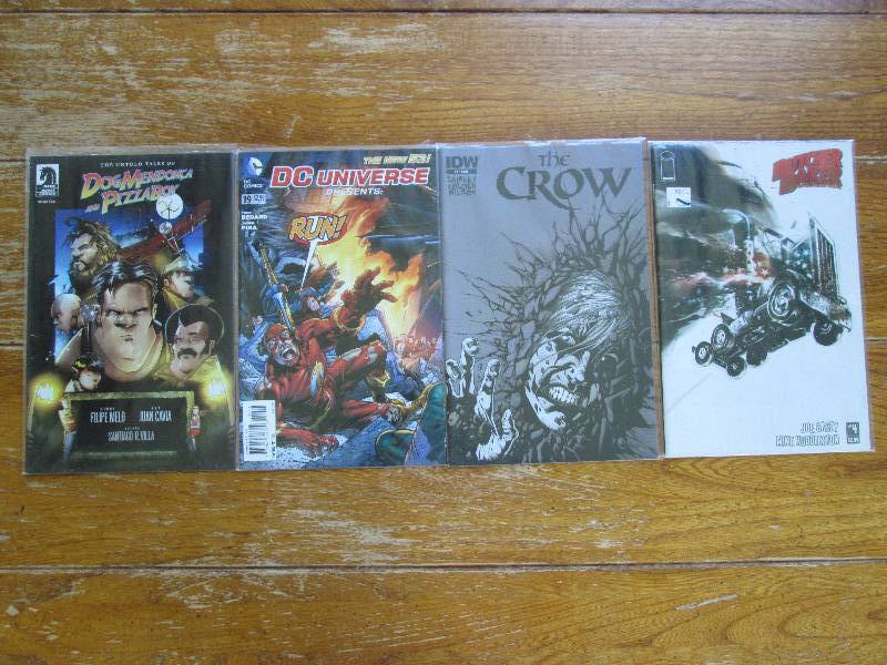 lot of 4 DC universe presents Run,...