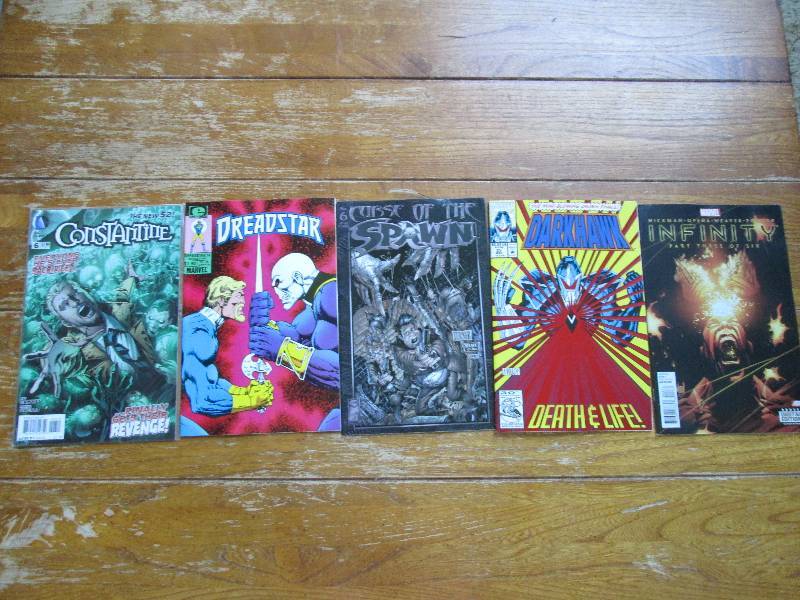 mixed lot of 5 comic books- constan...
