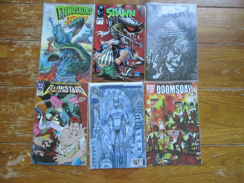 mixed lot of 6 comic books- The cro...