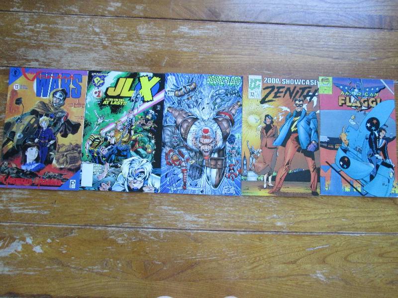 mixed lot of 5 comic books- 2000 ad...
