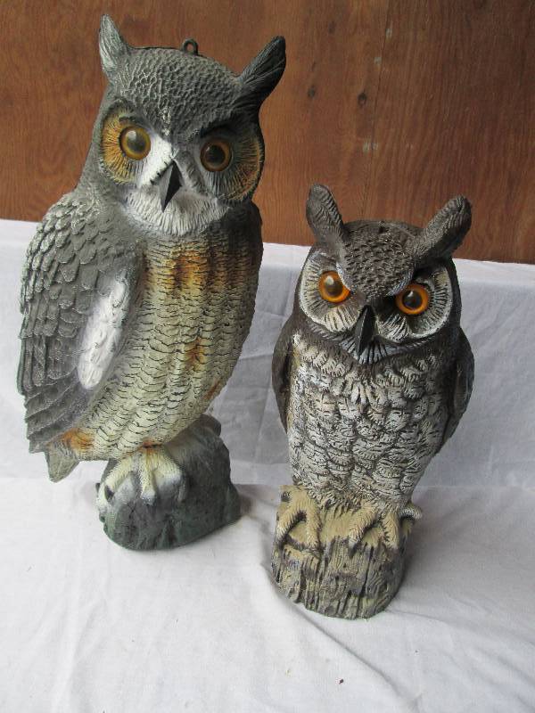 Pair of owl figures...