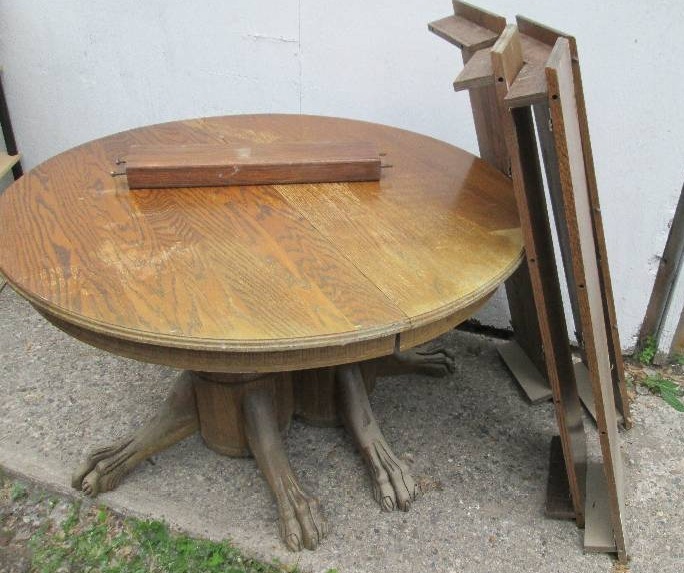 Round antique table woth claw feet ...