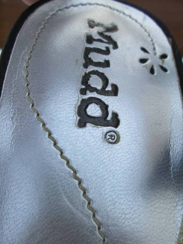 Mudd heeled shoes...