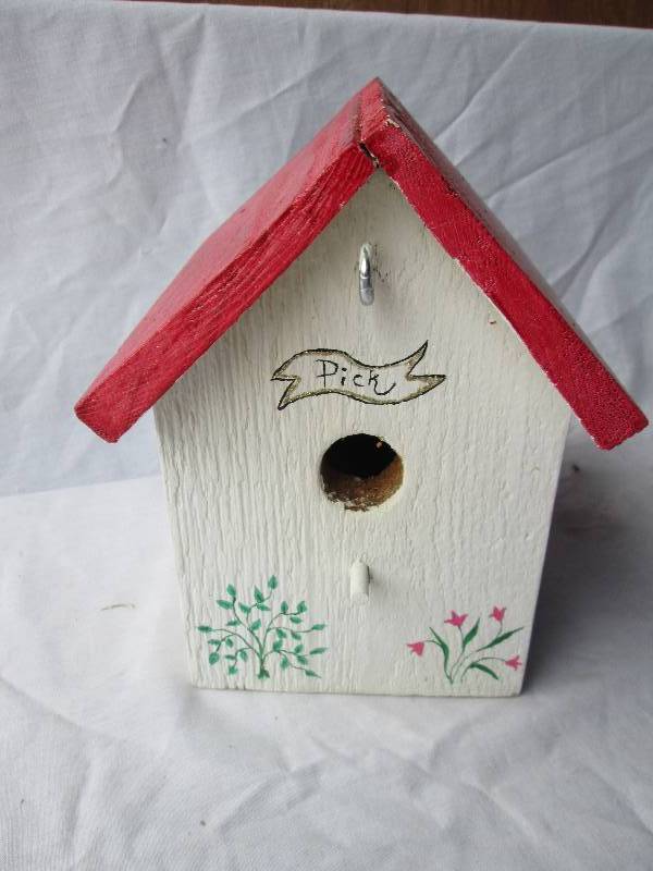 Painted wood birdhouse...