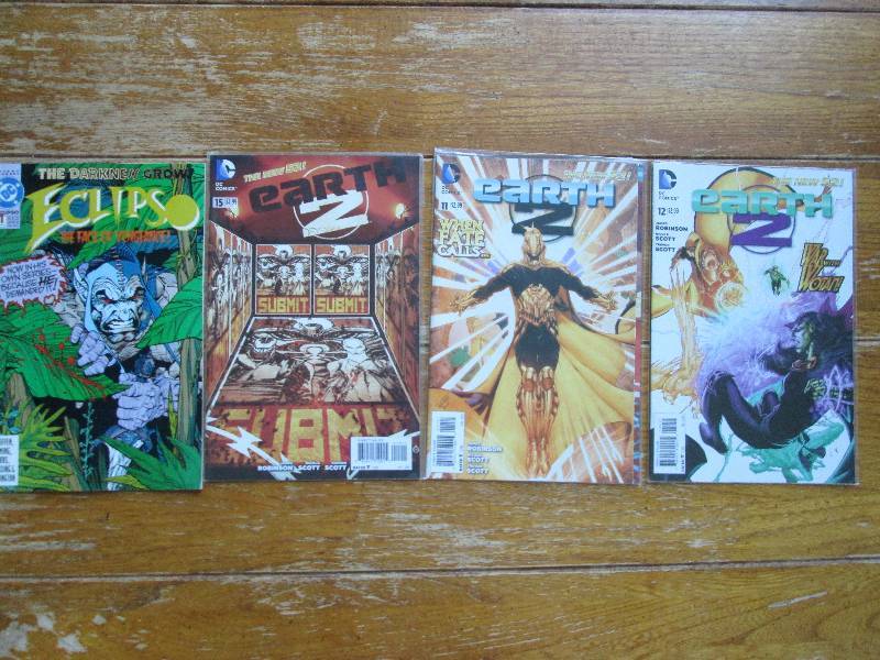lot of 4 Earth 2 and the darkenss g...