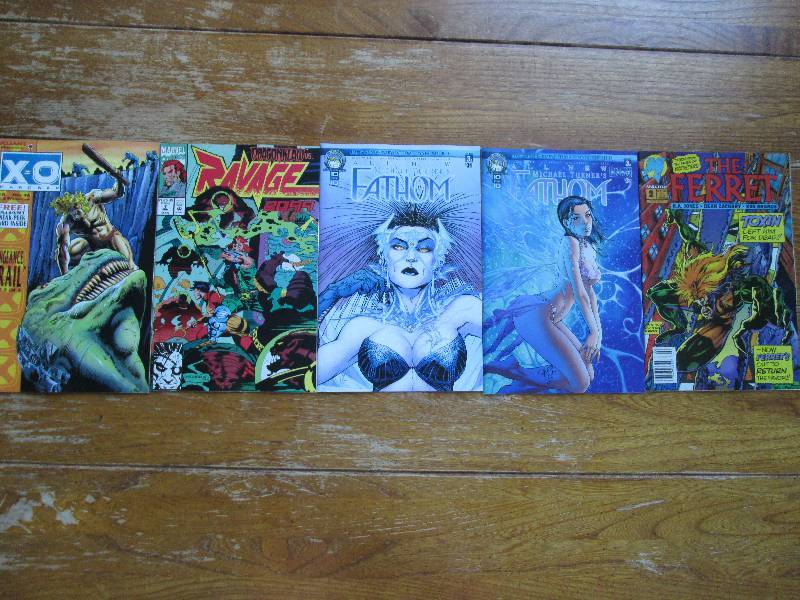 mixed lot of 5 comic books- Ravage,...