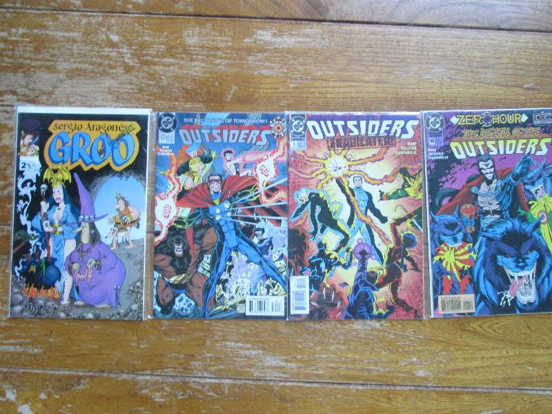 lot of 4 comic books- The outsiders...